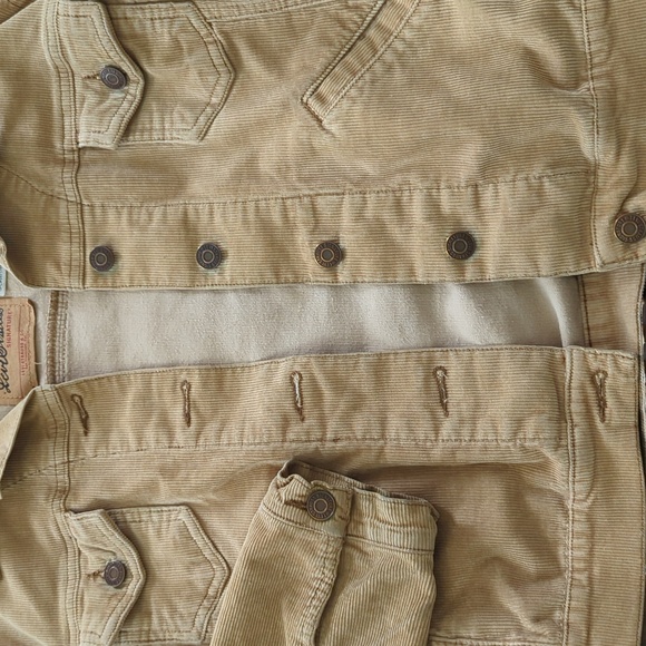 Jacket - Picture 3 of 4